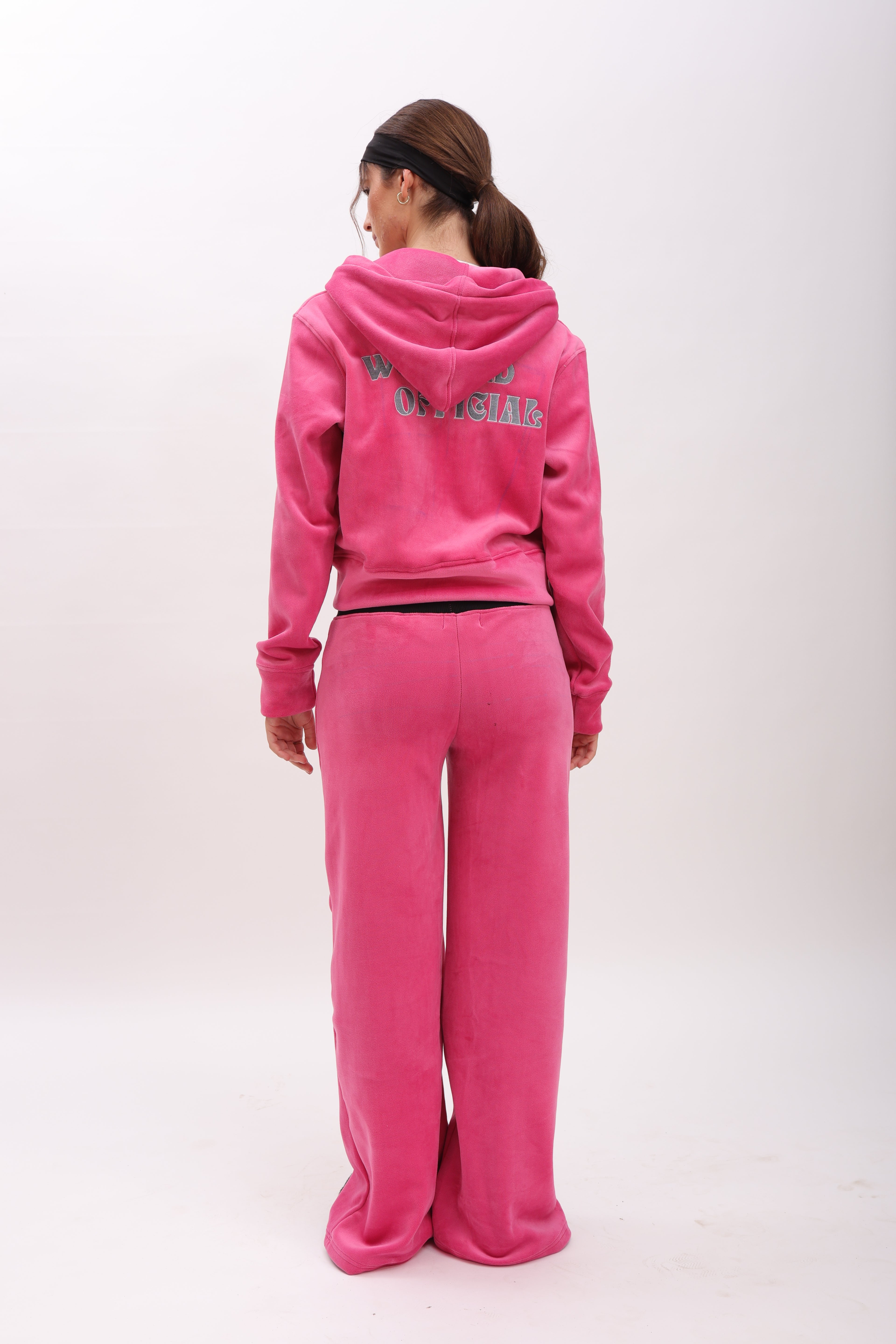 Weekend official velour set